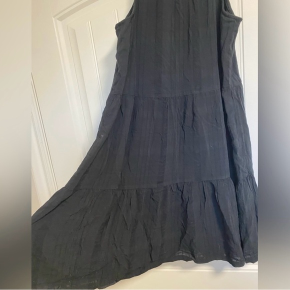 NWT Old Navy black tiered dress - Picture 3 of 5